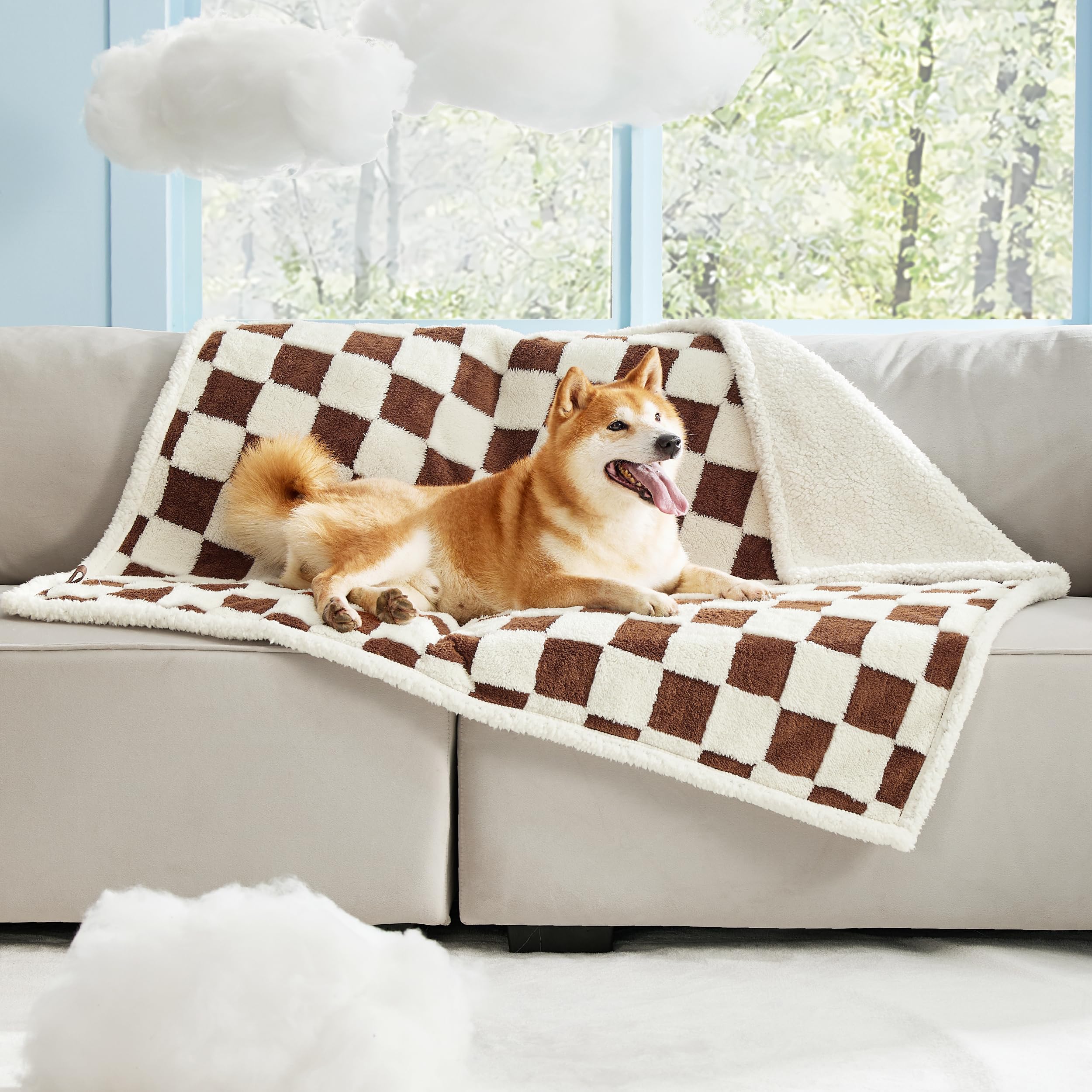 LE SURE blanket features flower pattern for stylish, cozy protection on furniture.