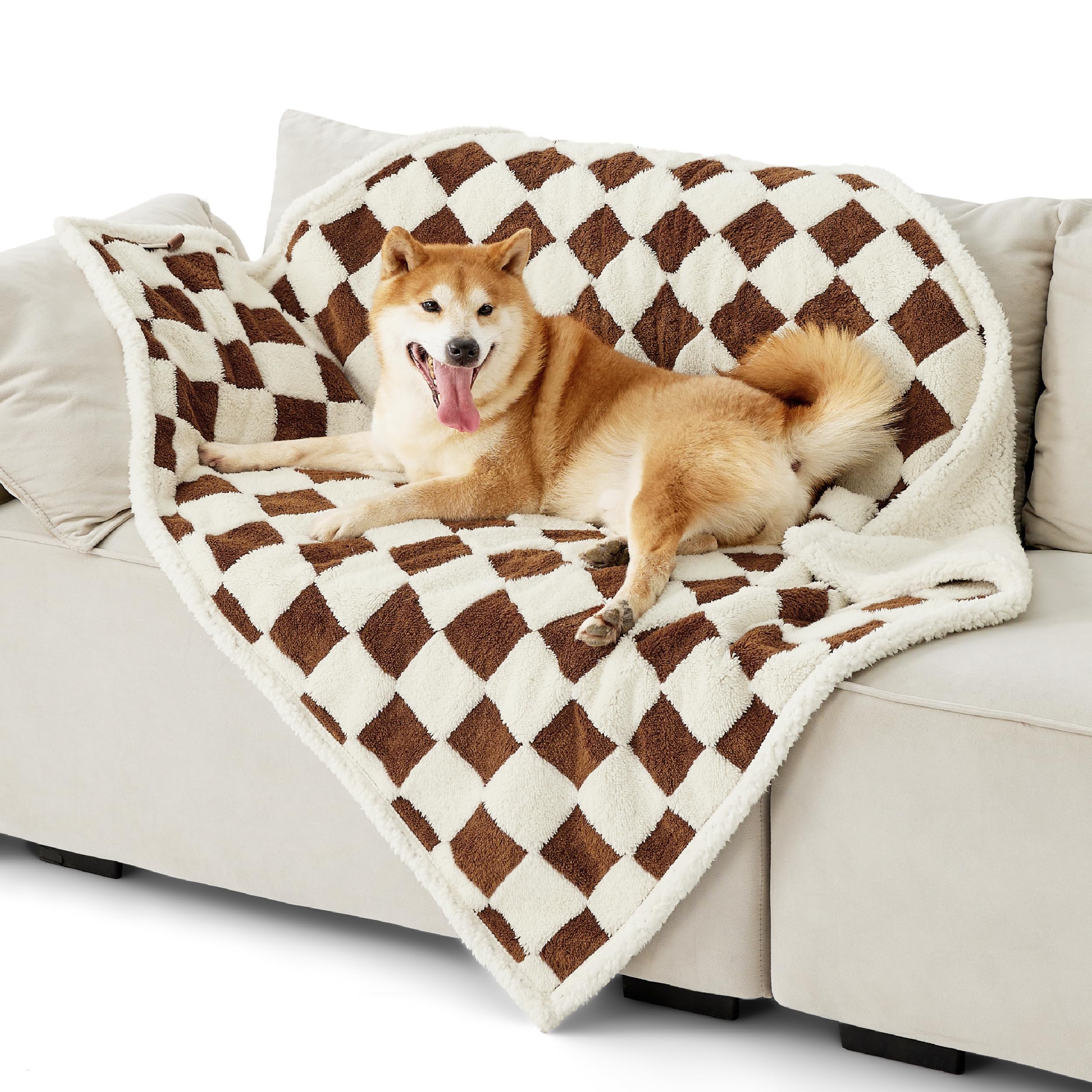 LE SURE portable blanket is easy to pack for trips and lounging.