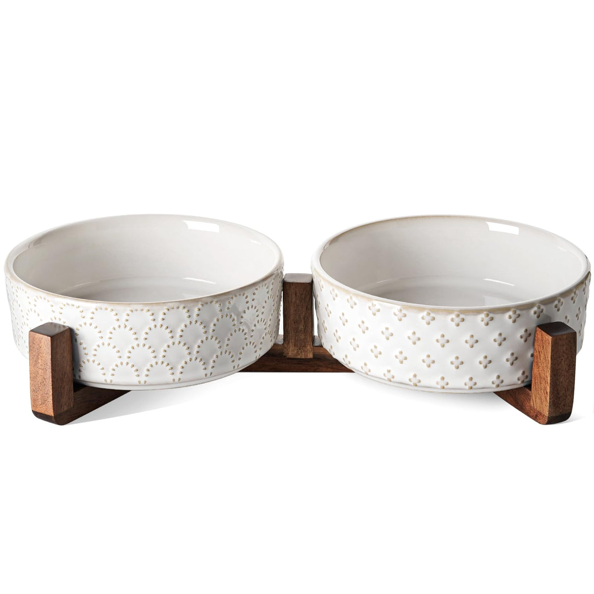 LE TAUCI ceramic bowls with stand provide stable feeding for small dogs.