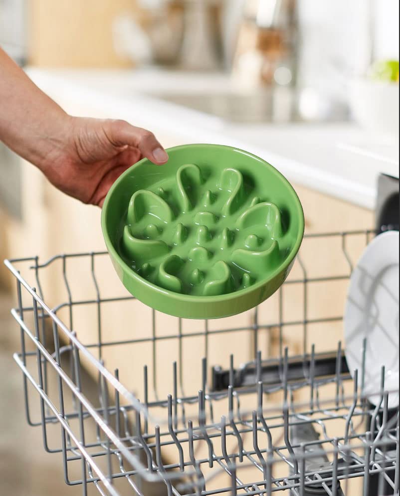 LE TAUCI smooth-glaze ceramic bowl cleans quickly after meals.