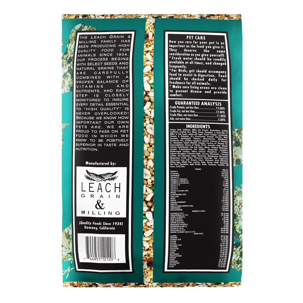LEACH Small Hookbill Plus seeds being poured demonstrates convenient daily servings for birds.