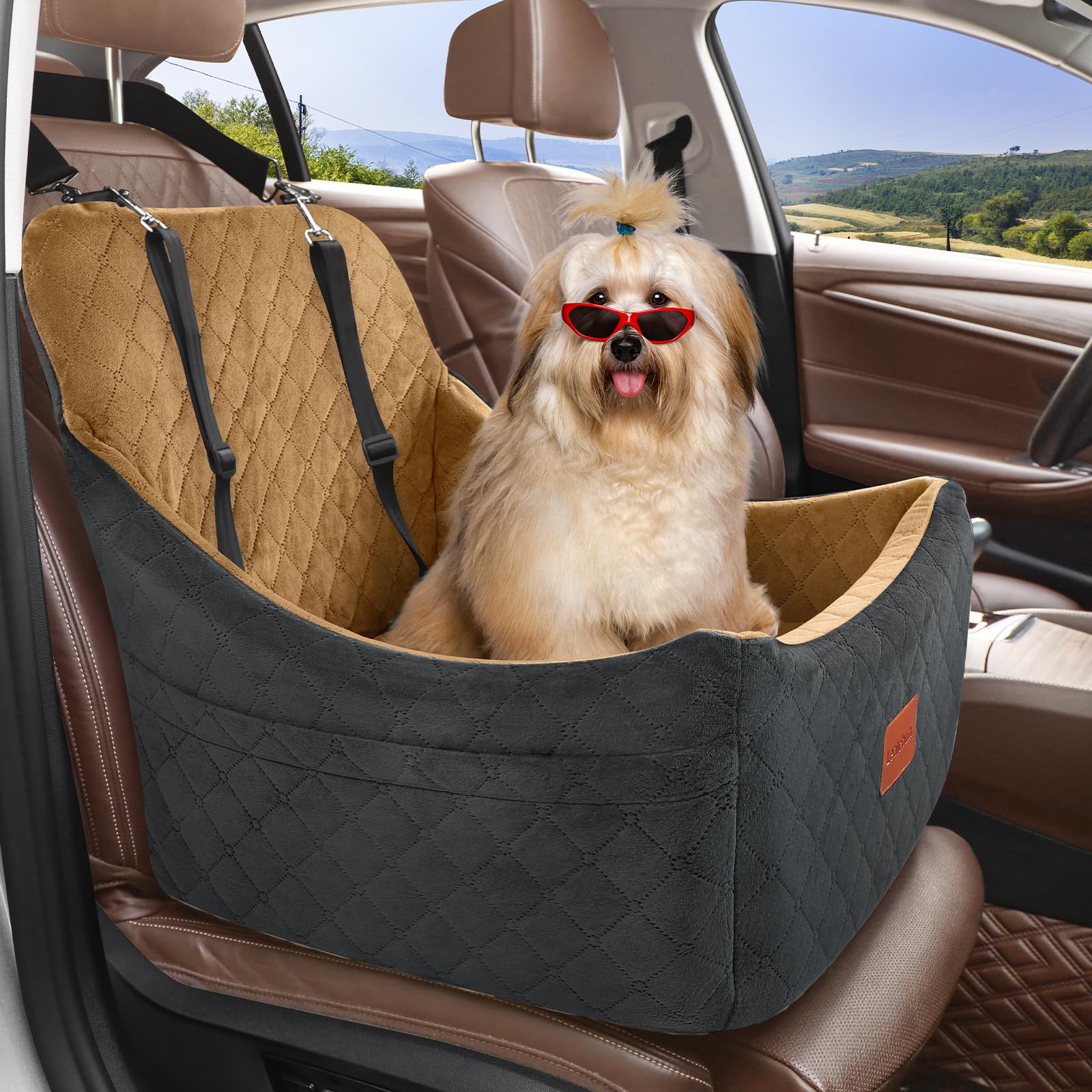 Lealchum dog booster seat inclined design provides more space for medium dogs.
