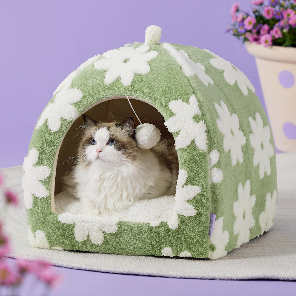 LE SURE cat bed with attached hand strap for easy transport