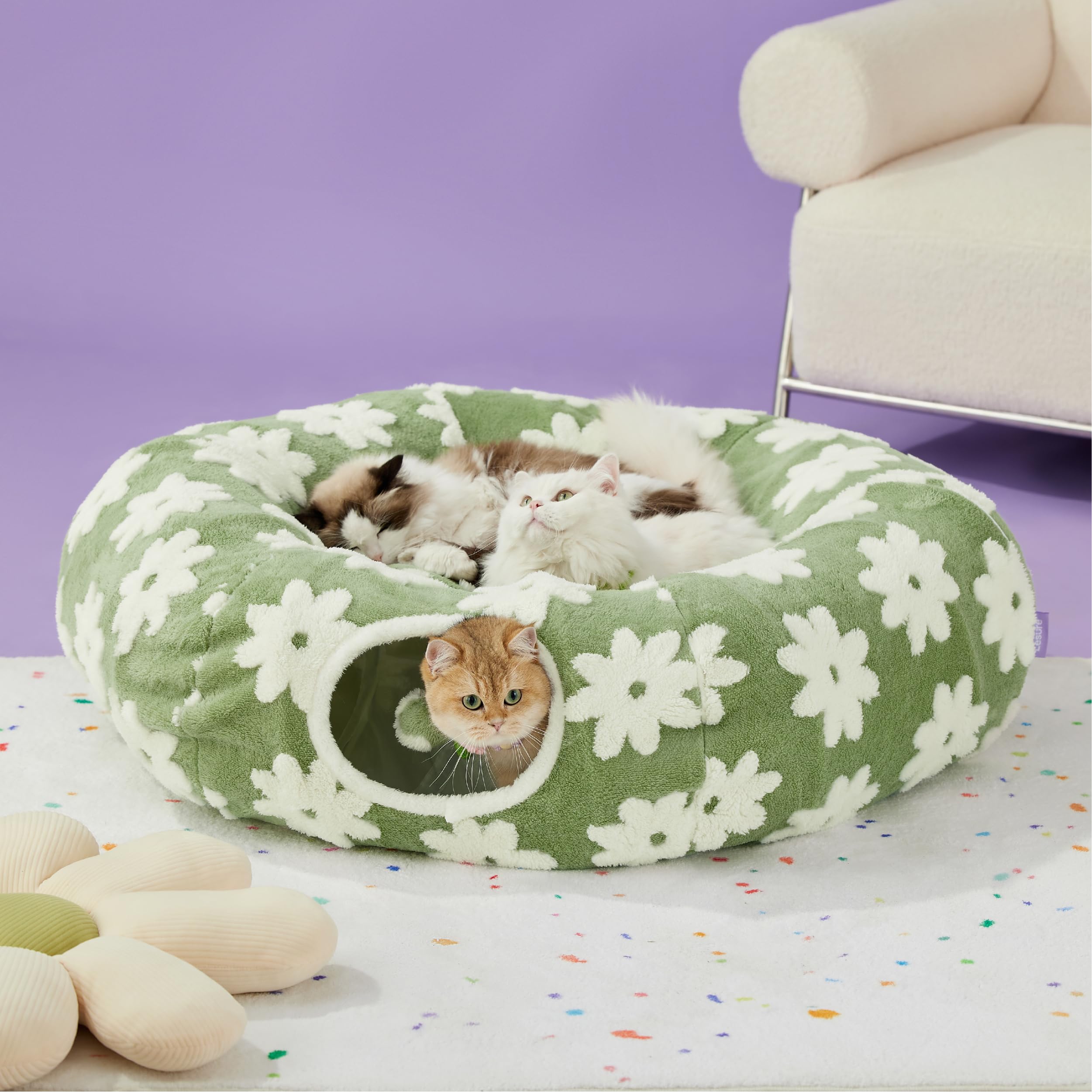 Lesure cat tunnel bed flower garden green pattern complements modern home decor.