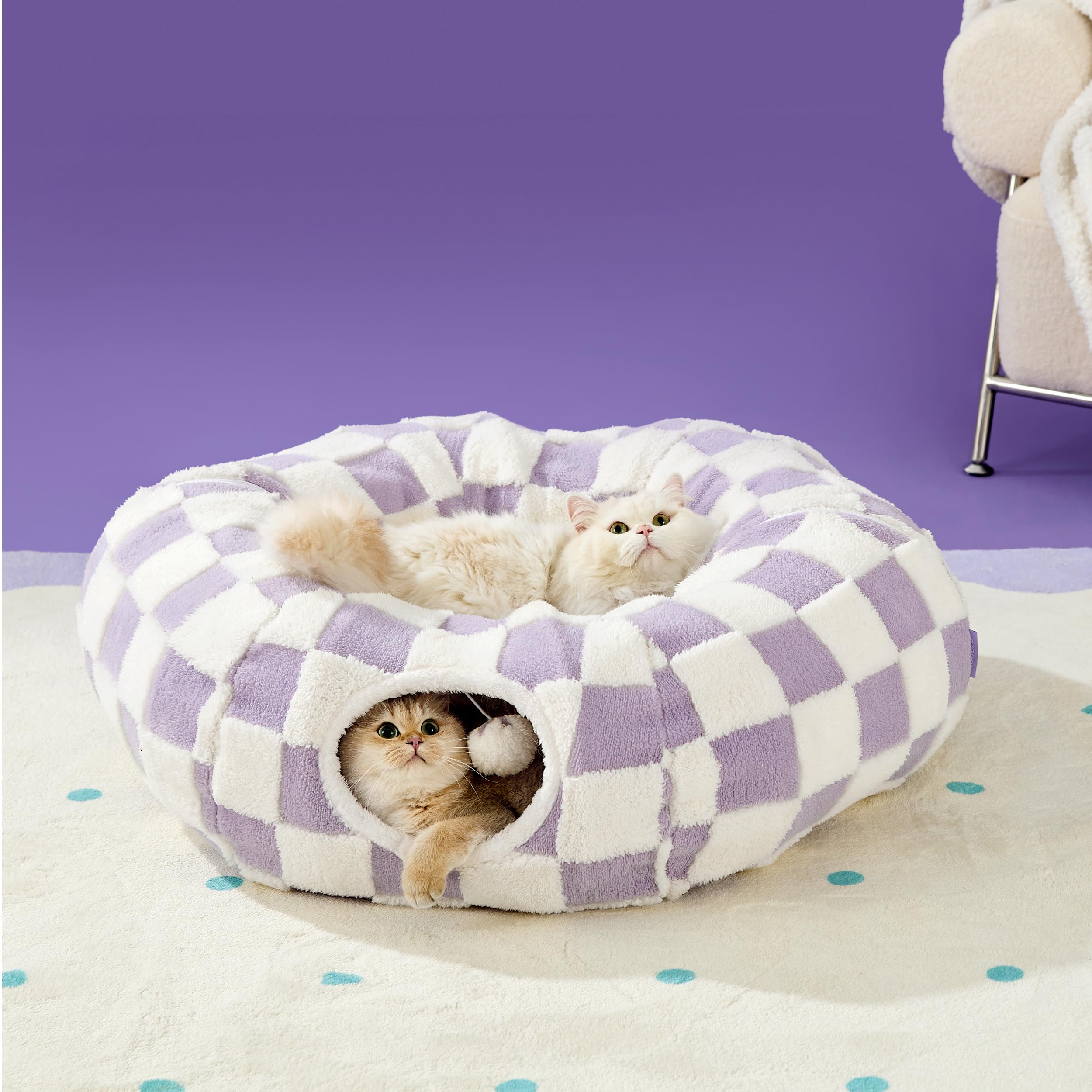 LE SURE Lesure Cat Tunnel Bed supports safe, snug playtime and rest.
