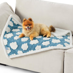 LE SURE Sherpa fleece side provides plush warmth for snug naps
