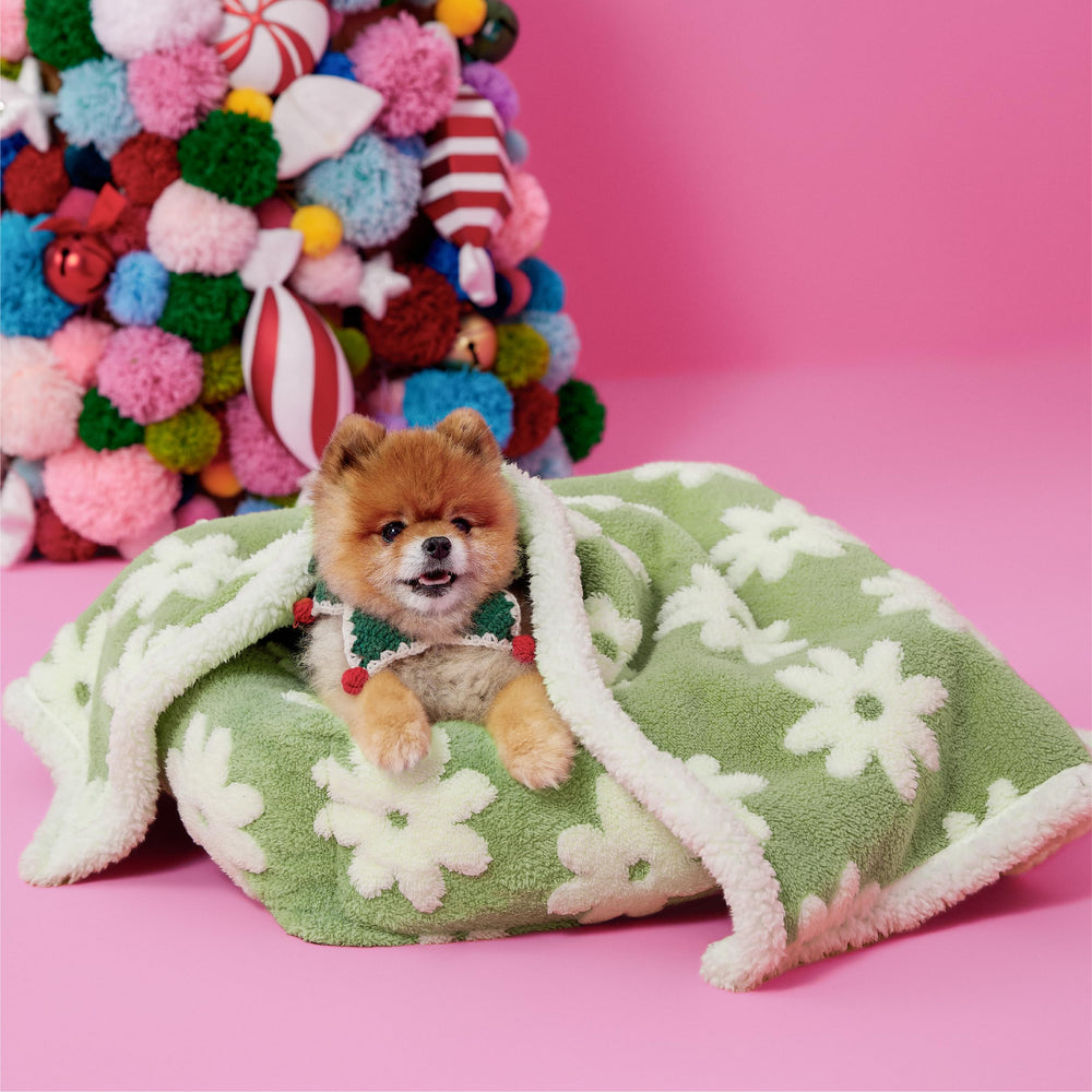 LE SURE blanket with flower pattern adds cozy style for naps