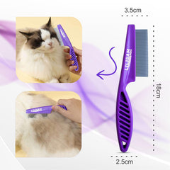 LILISAM slicker brush in action efficiently removes loose fur and mats.