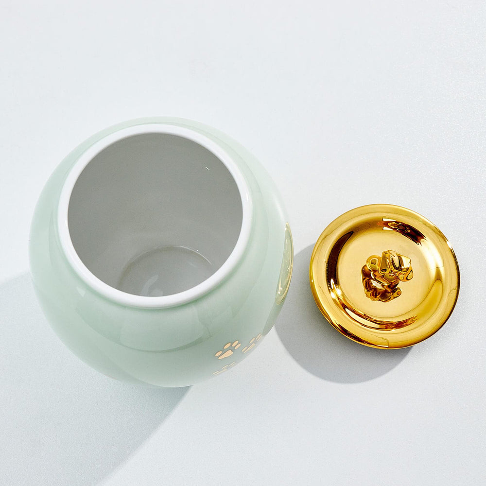 LINES ARTE pet ashes keepsake urn suits home display and quiet remembrance.