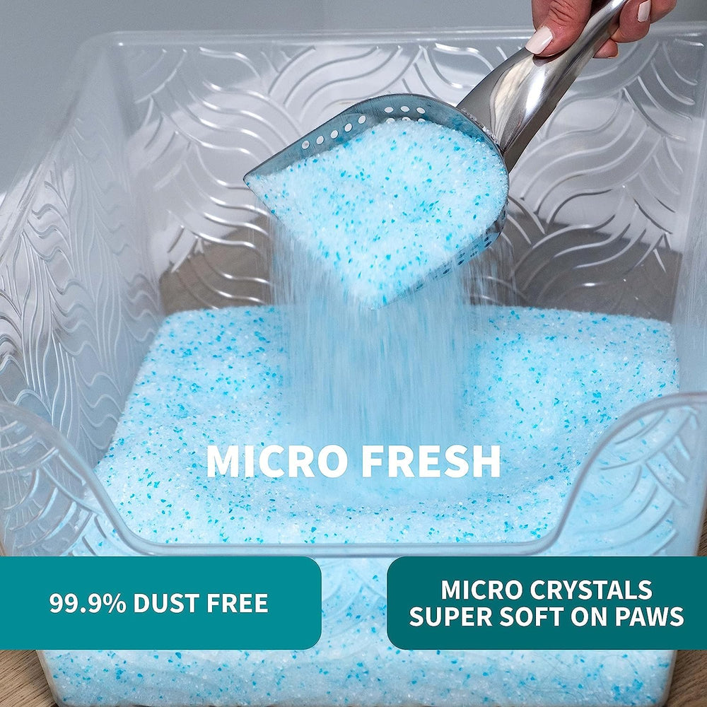 Litter Pearls Odorbond technology close-up illustrating fast odor neutralization.
