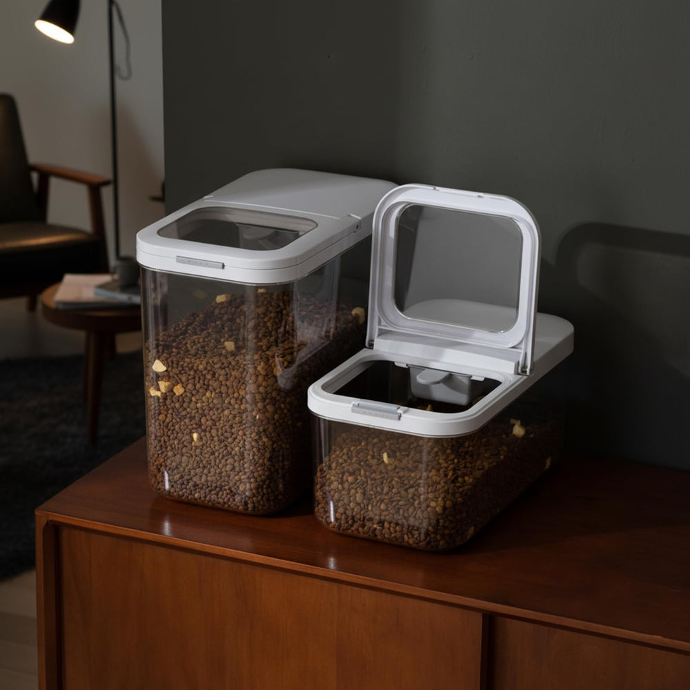LivLab Mker container with built-in scoop for quick portions