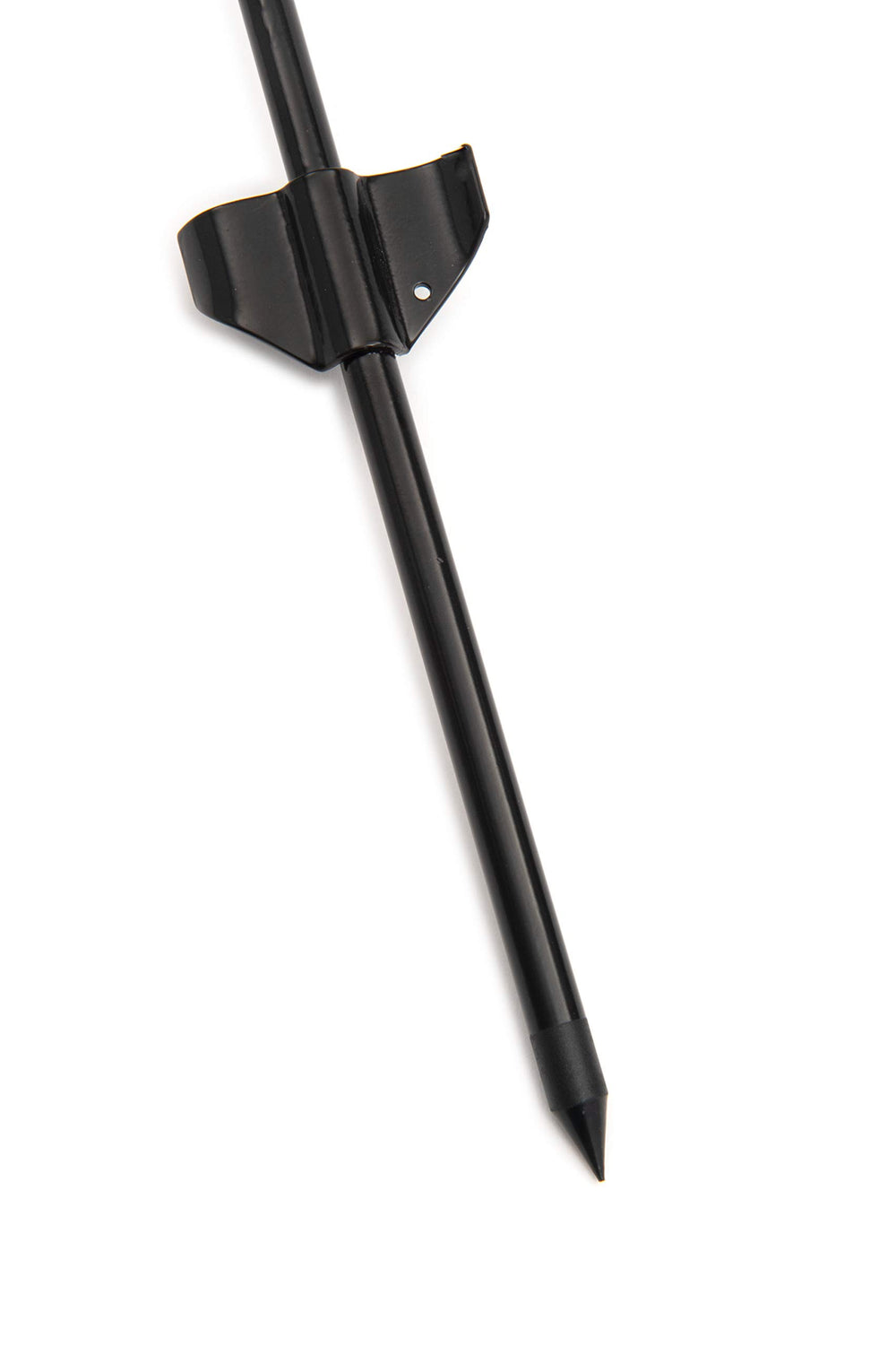 Lixit 15-foot cable offers extended reach while keeping your pet within range.