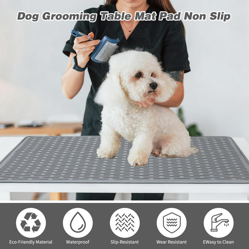 Lonepetu silicone mat highlights durability and soft cushioning for pets.
