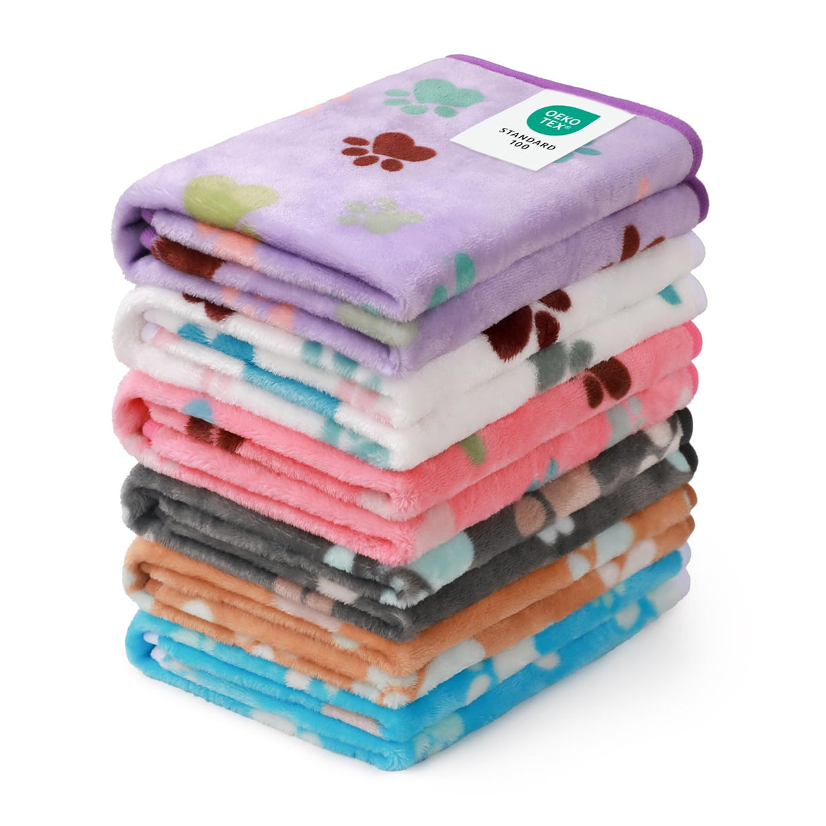 Luciphia paw-print dog blanket keeps pets warm and comfy