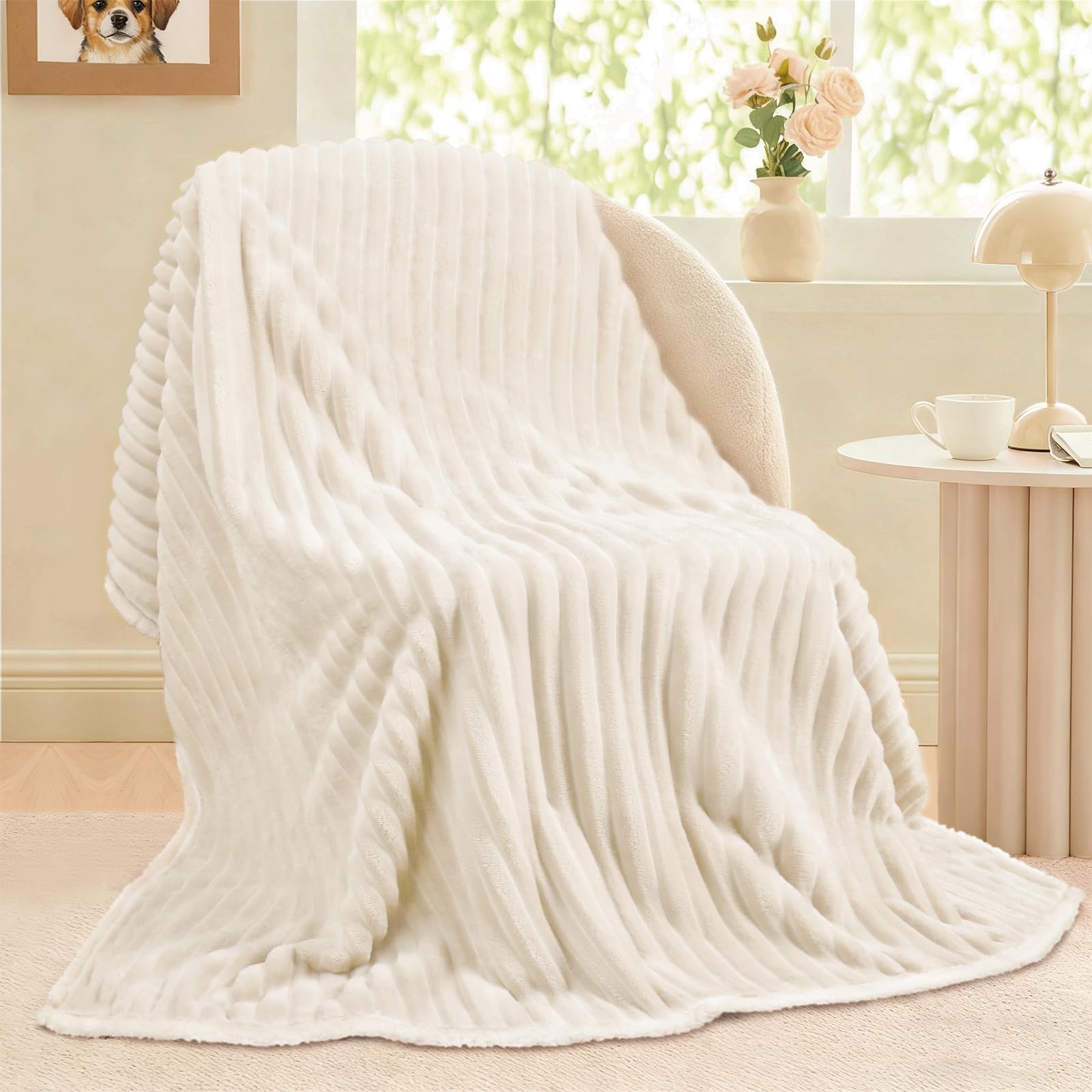 Luciphia waterproof dog blanket large front view for big dogs and roomy coverage