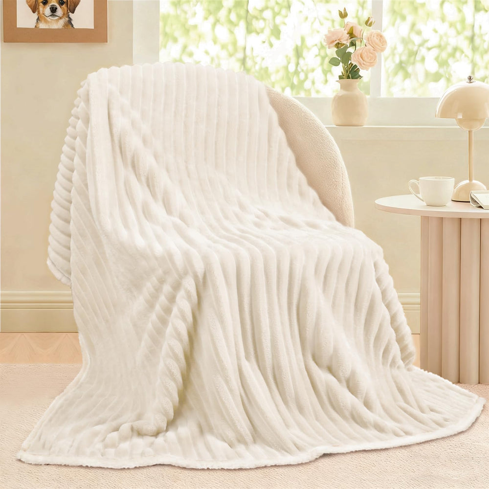 Luciphia waterproof dog blanket large front view for big dogs and roomy coverage