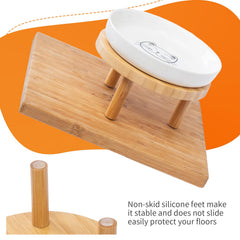 Lusifaco neck-relief design eases bending during feeding.