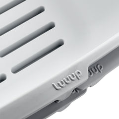 Luuup high-sided design reduces litter scatter during activity.