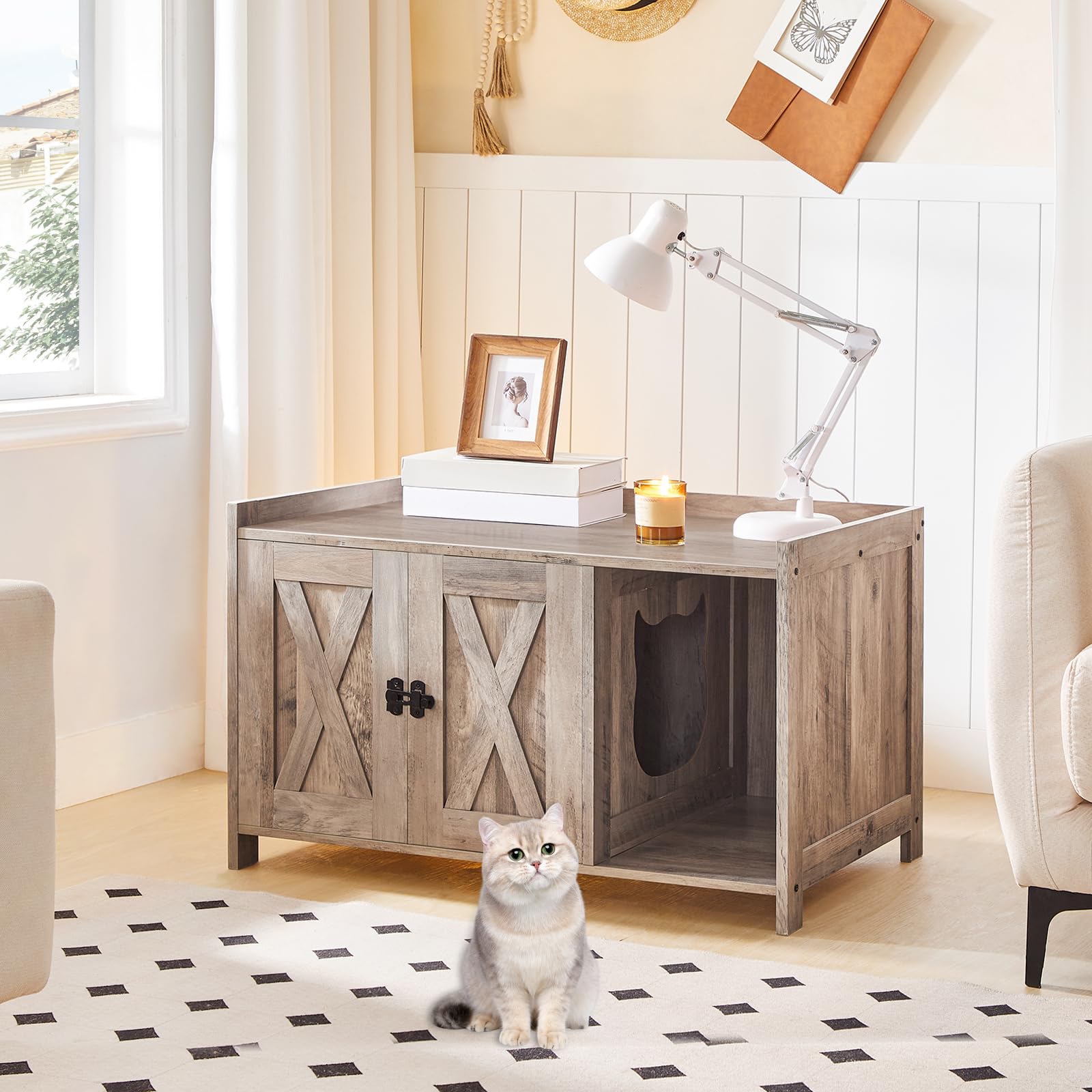 MAHANCRIS cat litter box enclosure interior space demonstrates roomy area for larger cats