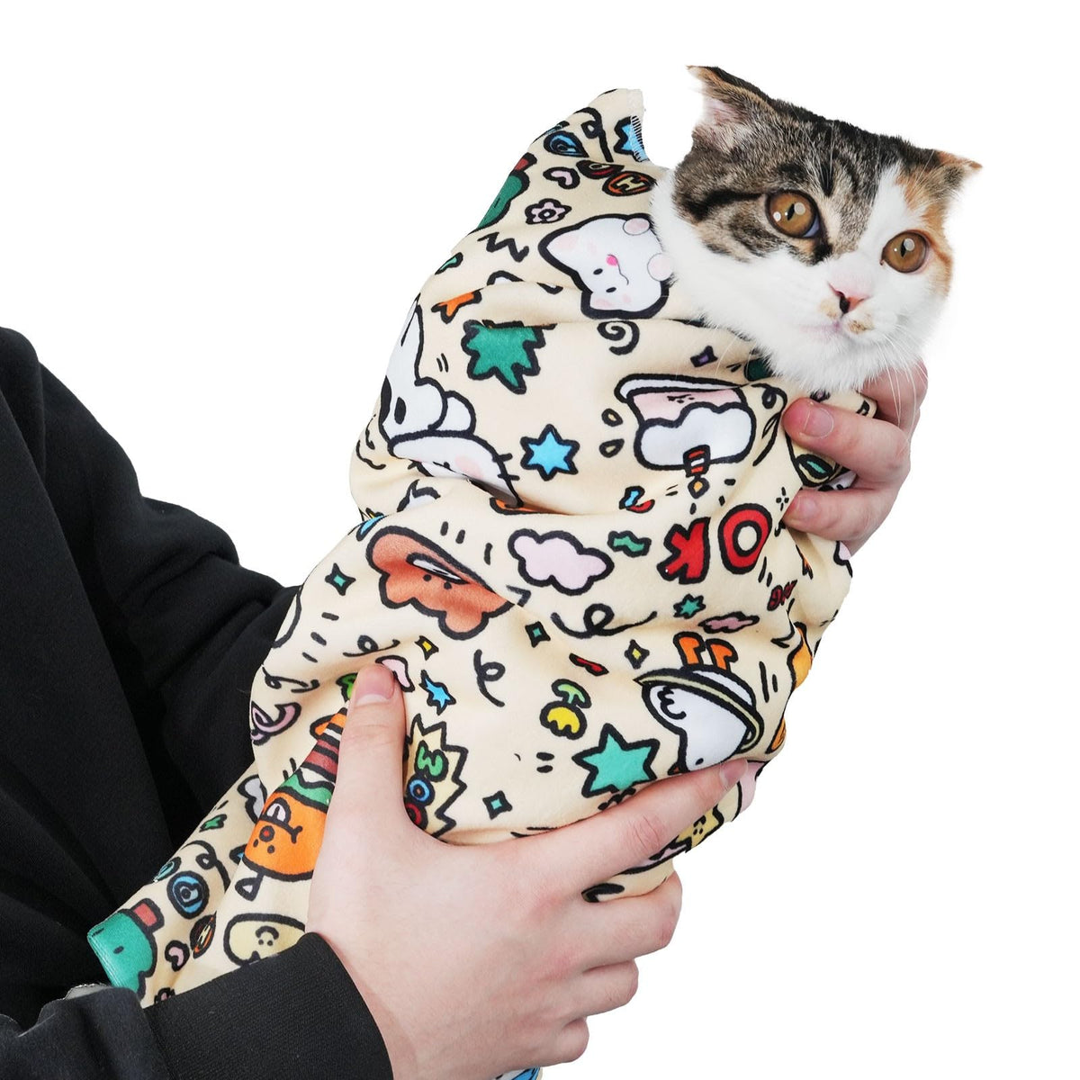 maiwoste elephant cat wrap close-up showing secure self-adhering design for grooming