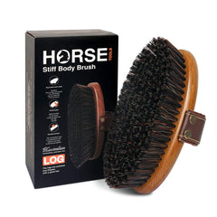 MAXIMILIAN Gentle Brush cleans the coat with a soothing massage.