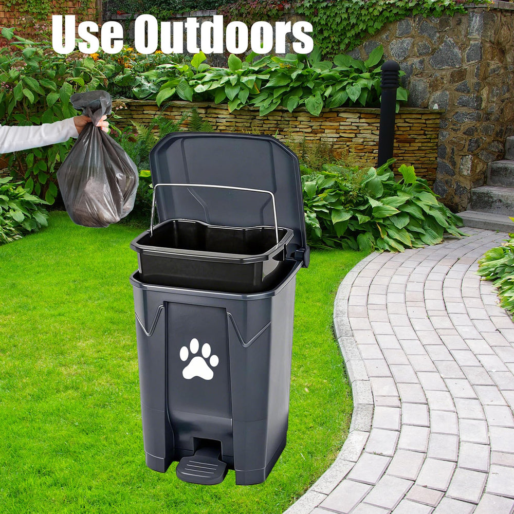 Mayayaday long-handle pooper-scooper facilitates quick outdoor cleanup.