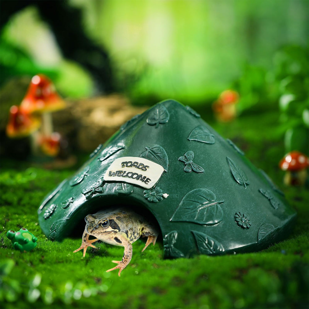 Memorywuu toad house makes a thoughtful gift for wildlife lovers.
