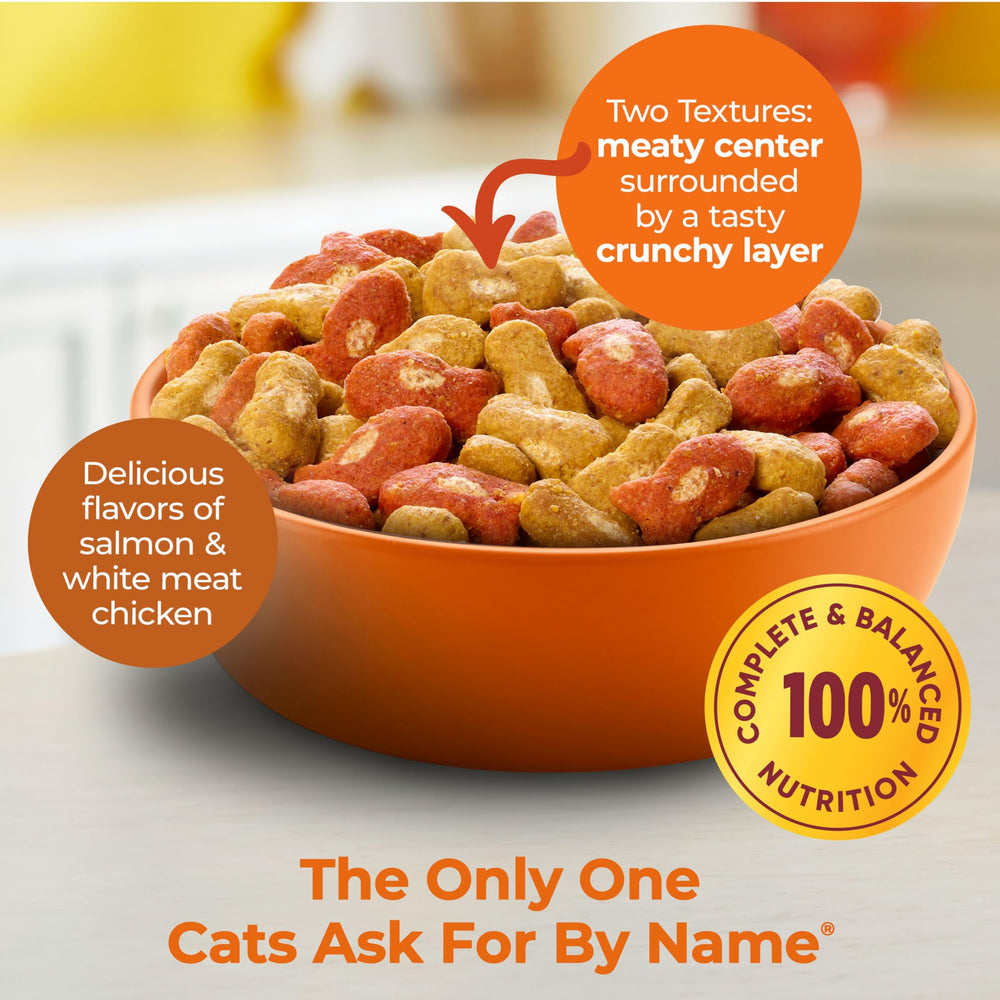 Meow Mix Tender Centers crunchy outer layer with savory center close-up