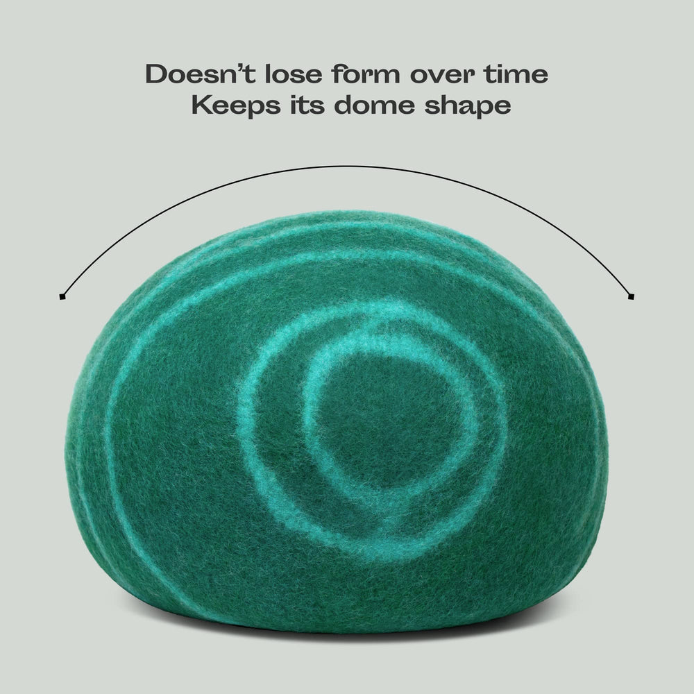 MEOWFIA Cat Cave Emerald Large in-room setup demonstrates sleek home aesthetics.