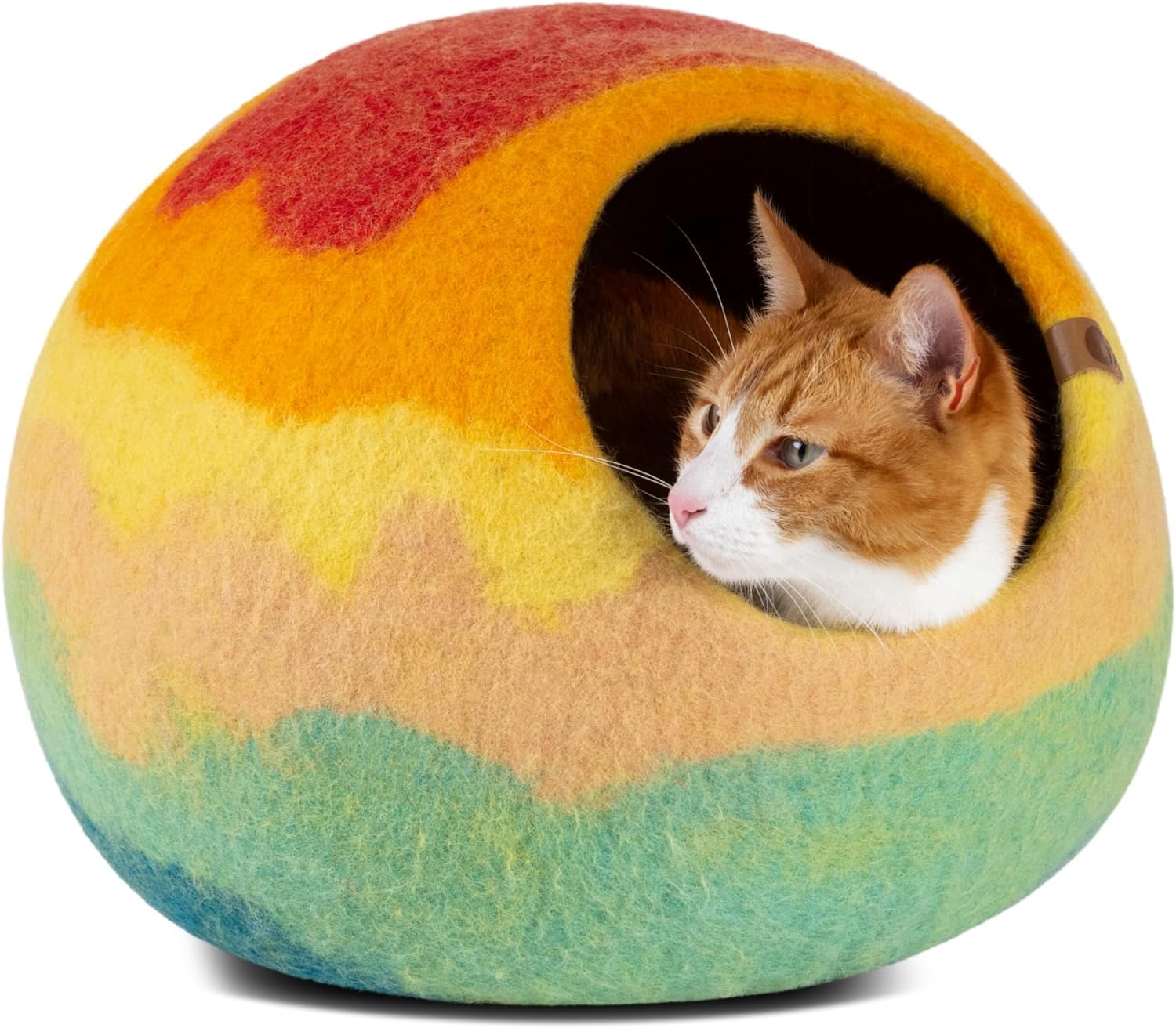 MEOWFIA Cat Cave inside view, a cozy merino wool hideaway for indoor cats.