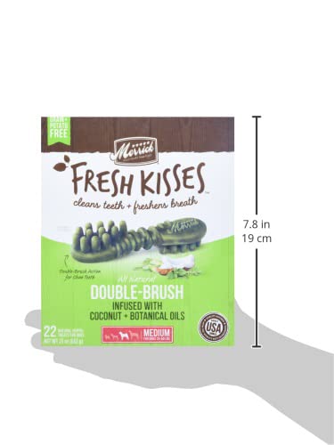 Merrick Fresh Kisses medium-dog treats highlight suitability for 25–50 lb dogs.