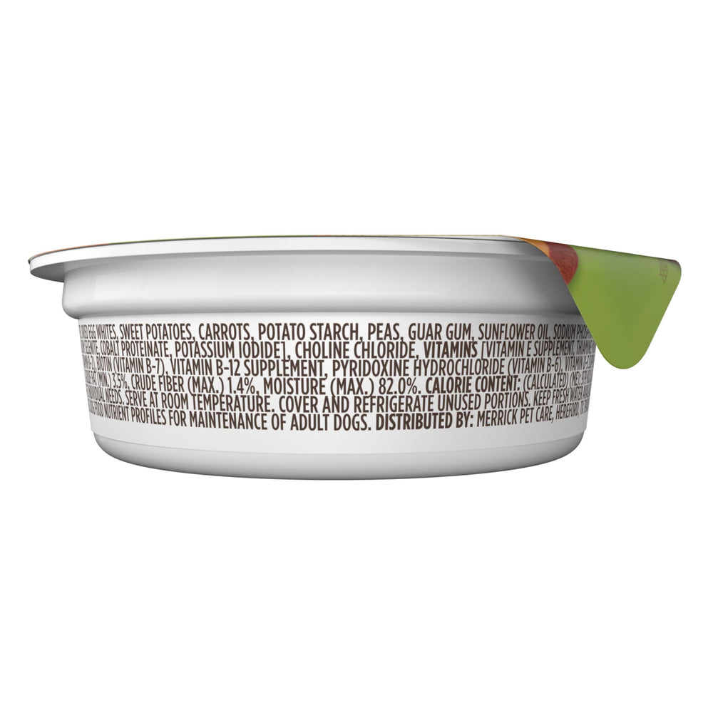 Merrick Lil' Plates gravy-rich lamb and beef broth enhances flavor.