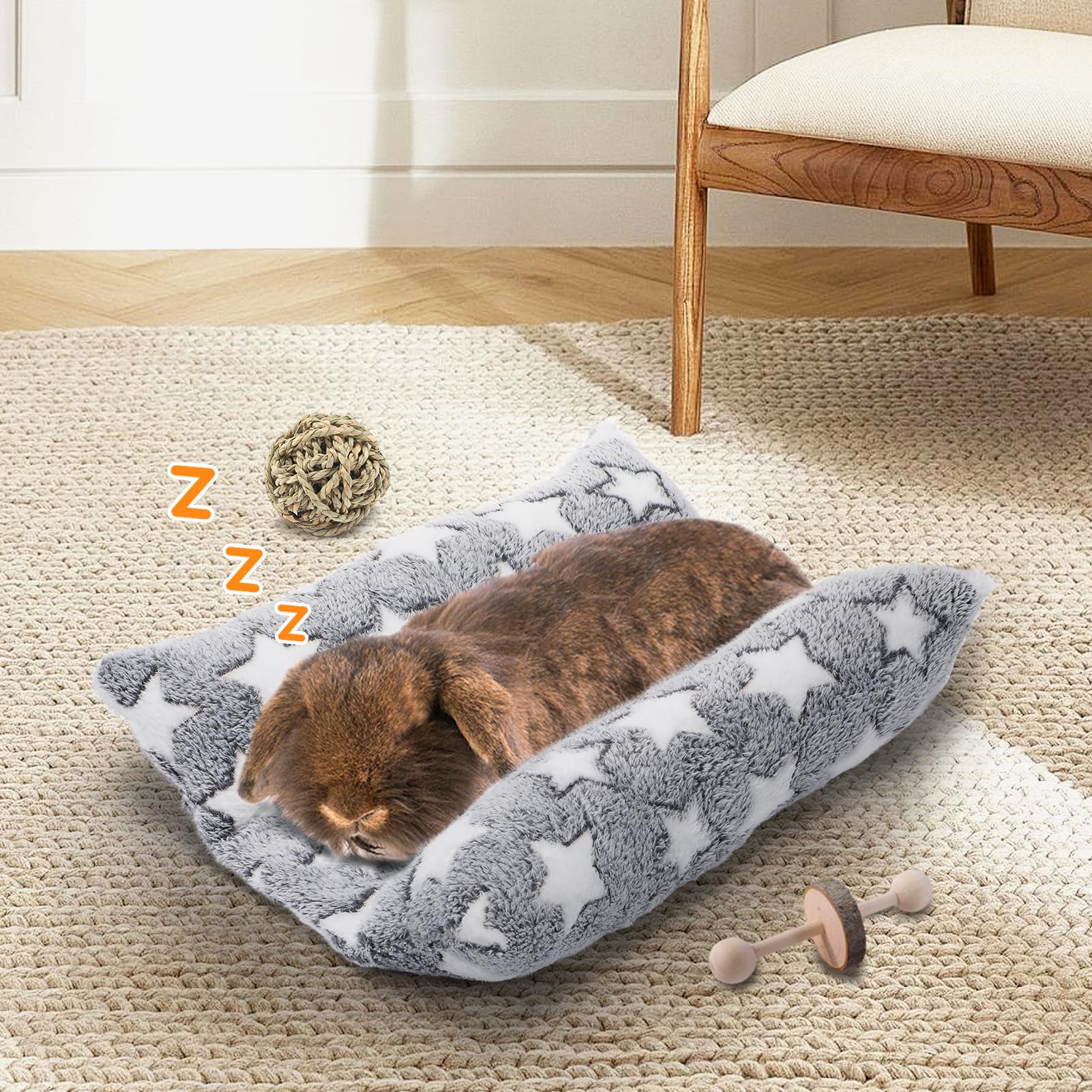 MEWTOGO 15.7 x 14 in bed fits small rabbits up to 6 lbs for comfort