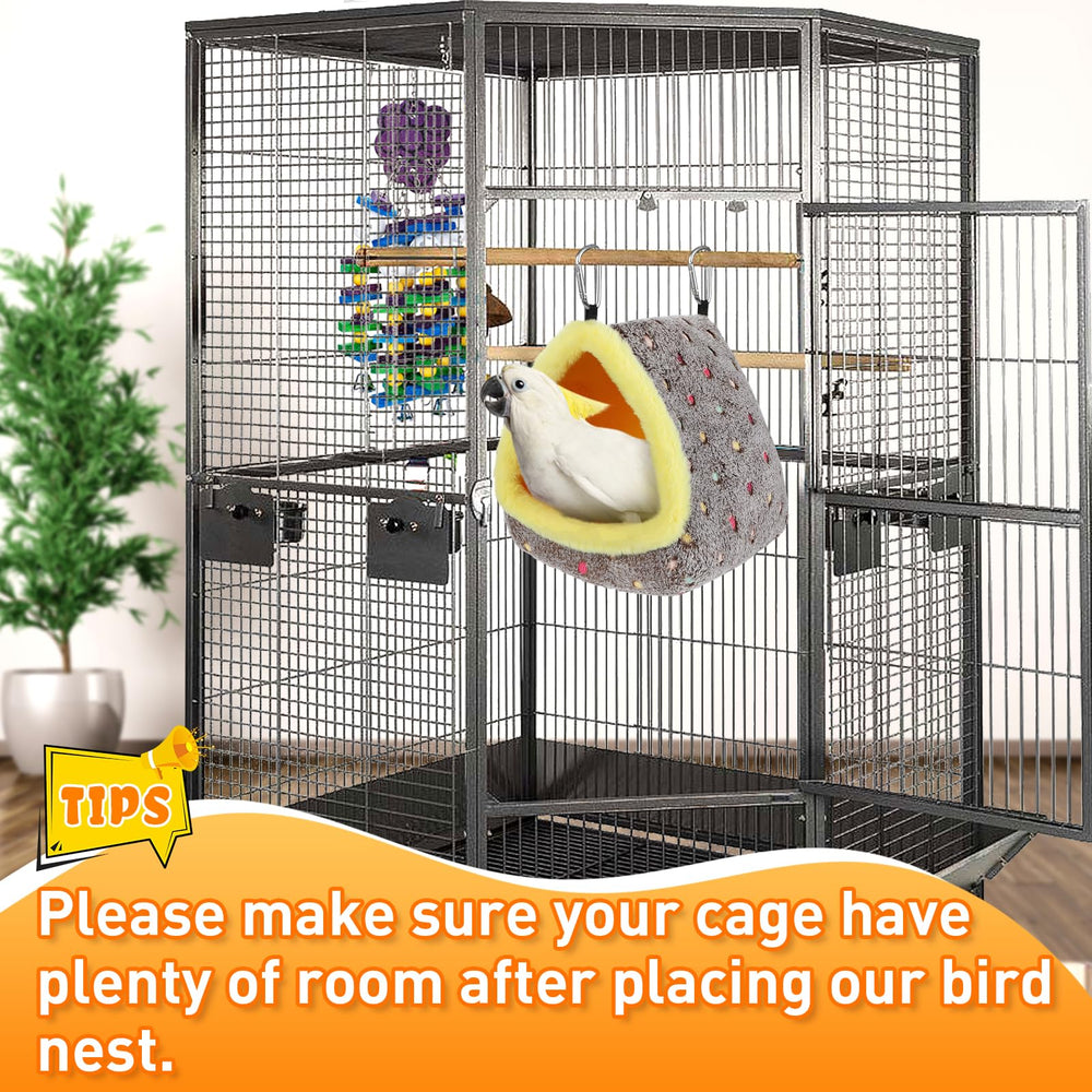 MEWTOGO hanging loops and hooks enable flexible placement