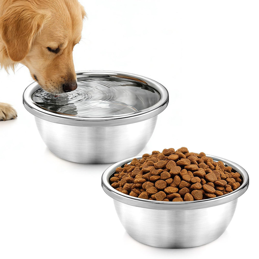MEWTOGO large dog water bowl 1.3 gallons keeps pets hydrated outdoors.