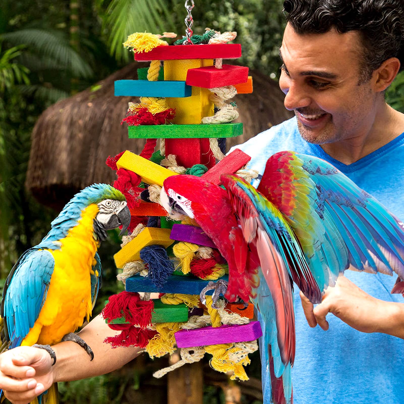 MEWTOGO multi-sensory toy boosts climbing, chewing, and preening naturally.