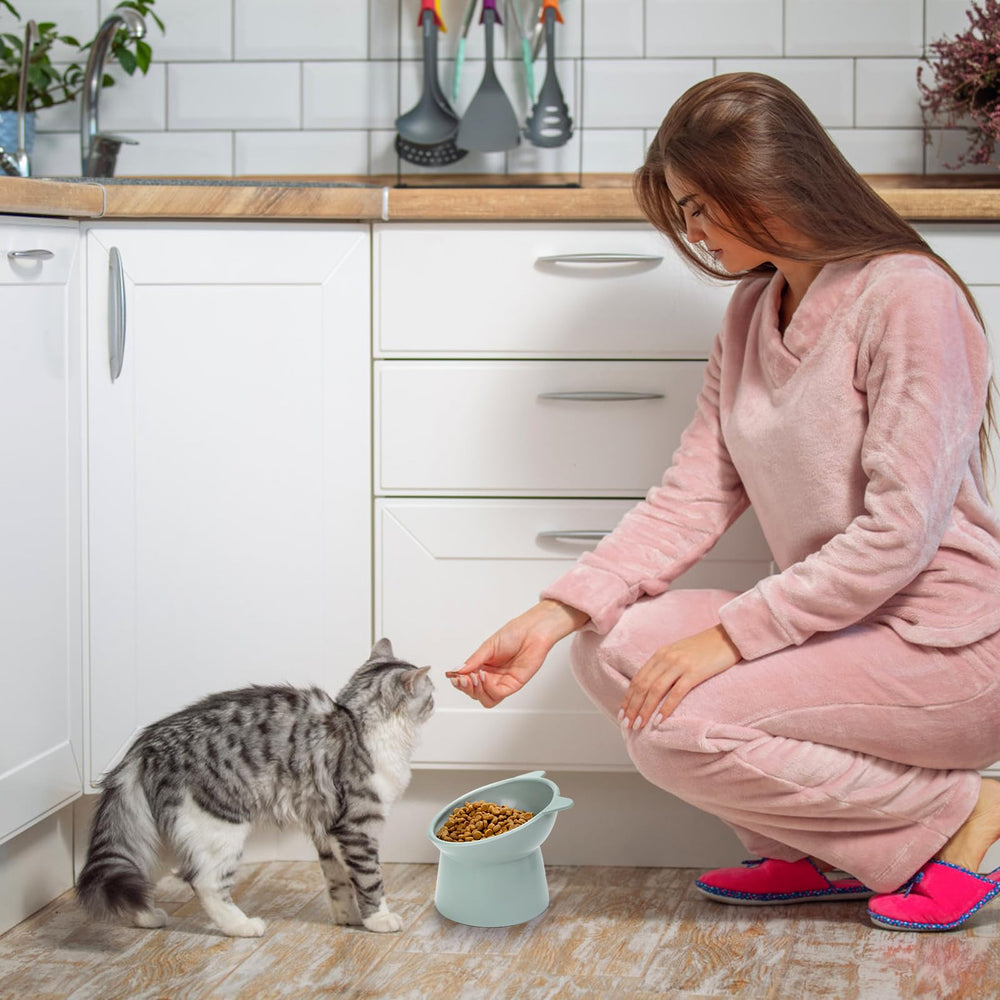 Mezchi cat ears on bowls add cute safety design