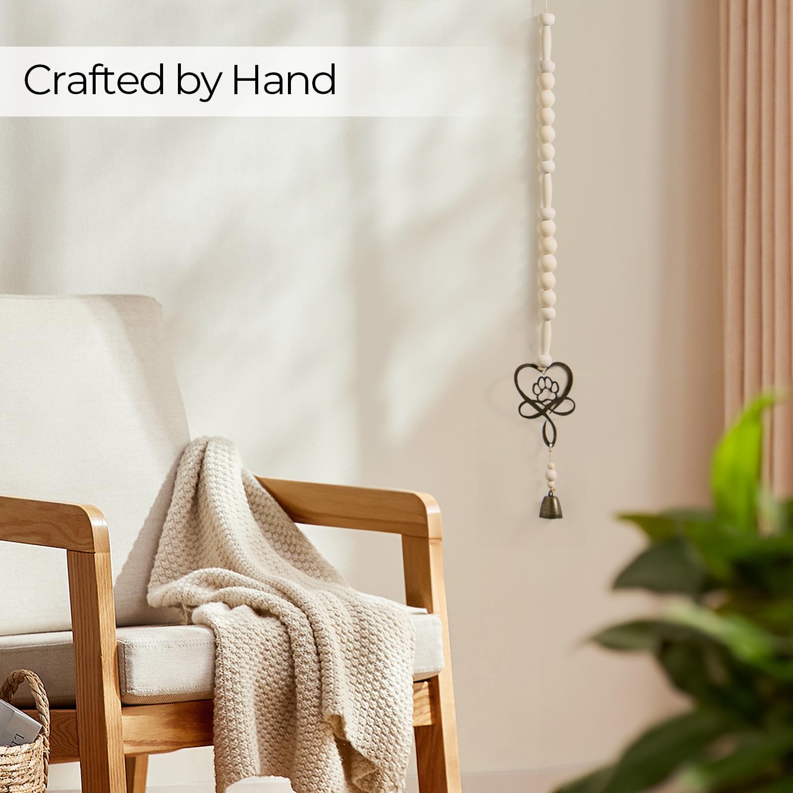 Michael Grace Gifts pet memorial wind chime for cats, comforting remembrance through gentle tones.