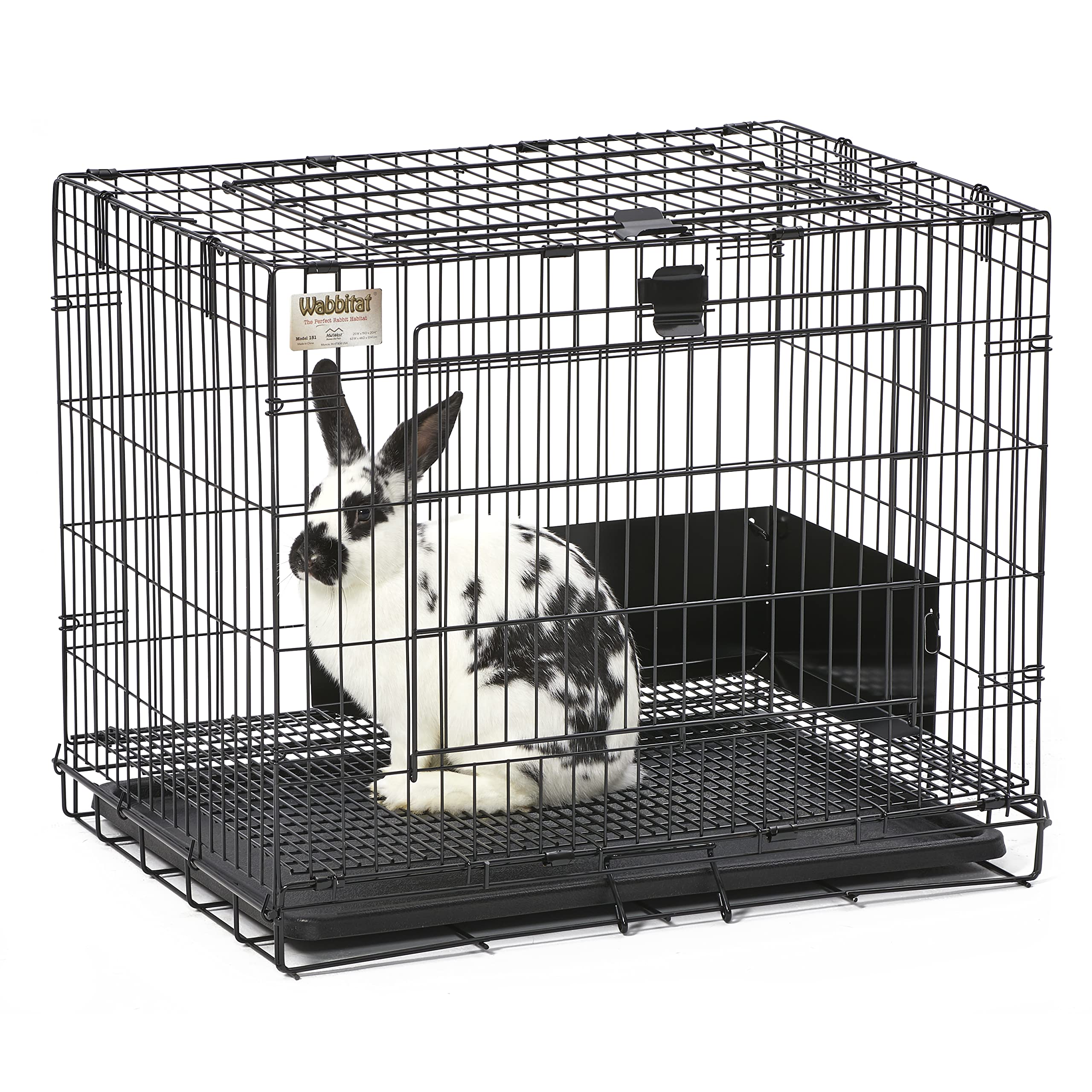 MidWest Wabbitat slide-out pan simplifies daily cleaning and waste removal