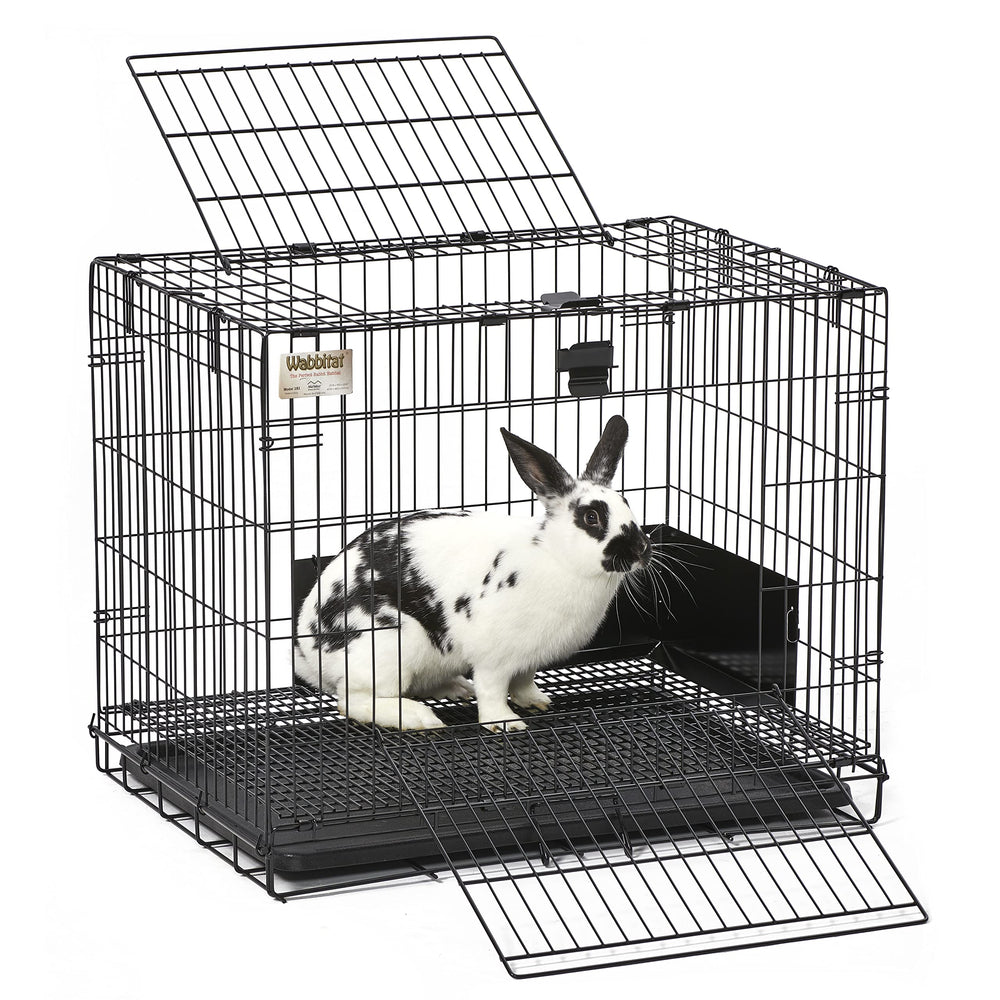 MidWest Wabbitat removable tray simplifies cleaning and maintenance
