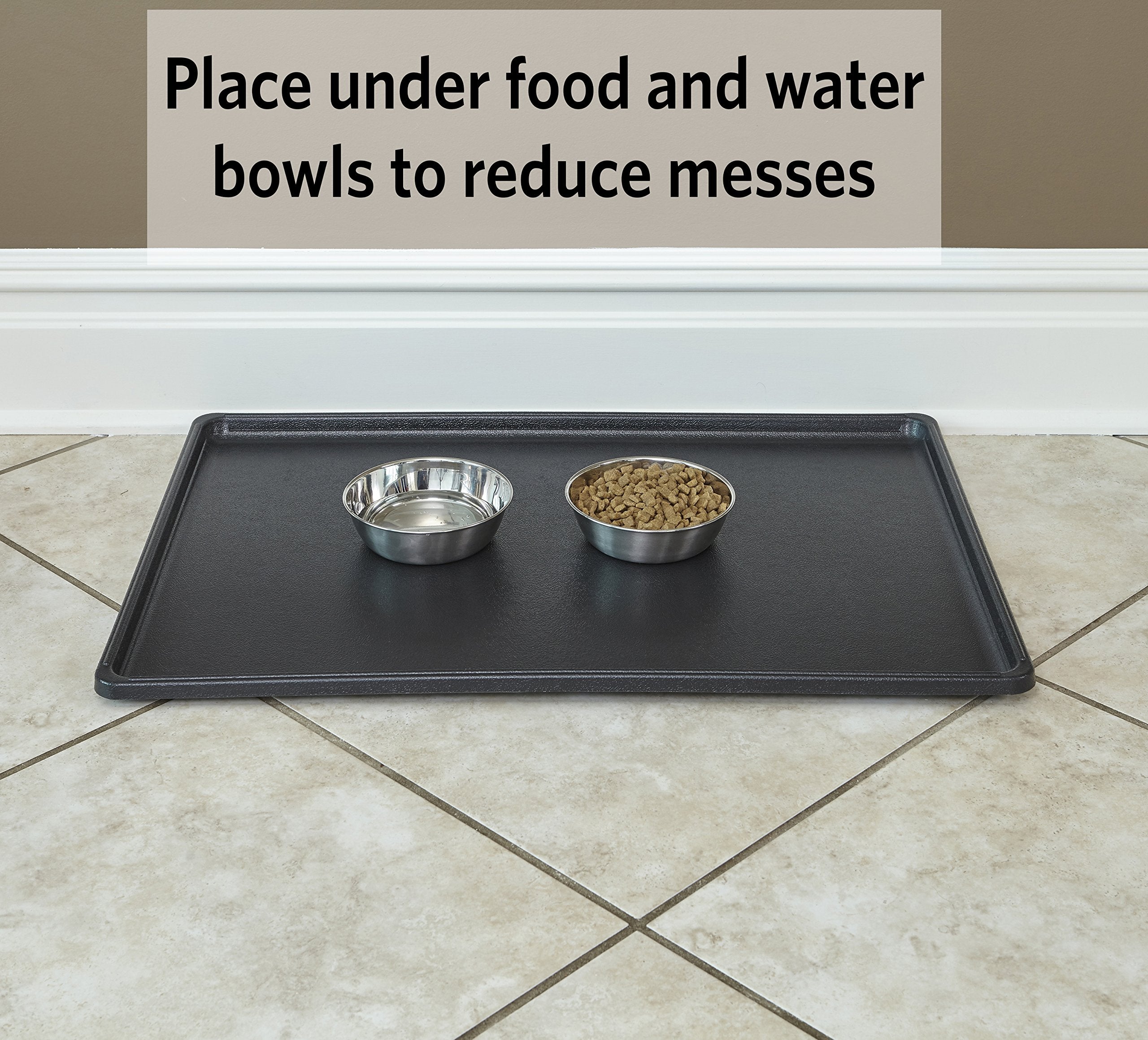 MidWest replacement pan demonstrates easy-clean, slide-out design for quick crate maintenance.