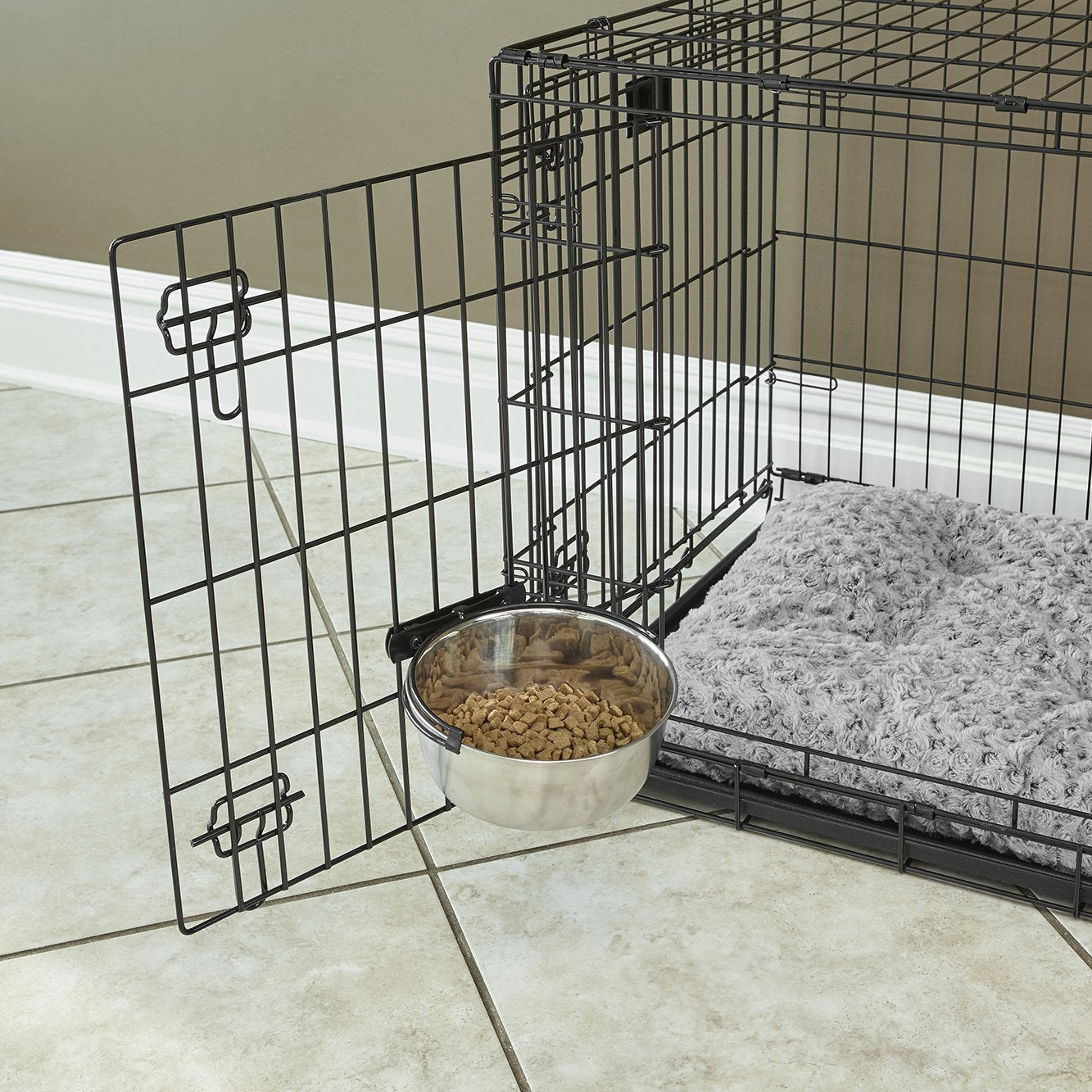 MidWest Snap’y Fit elevated feeding position for cleaner, more comfortable dining