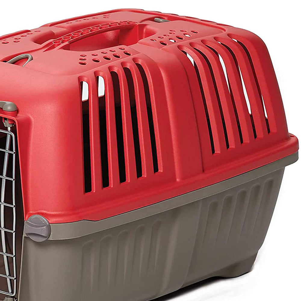 MidWest Spree red carrier door and built-in handle for easy loading.