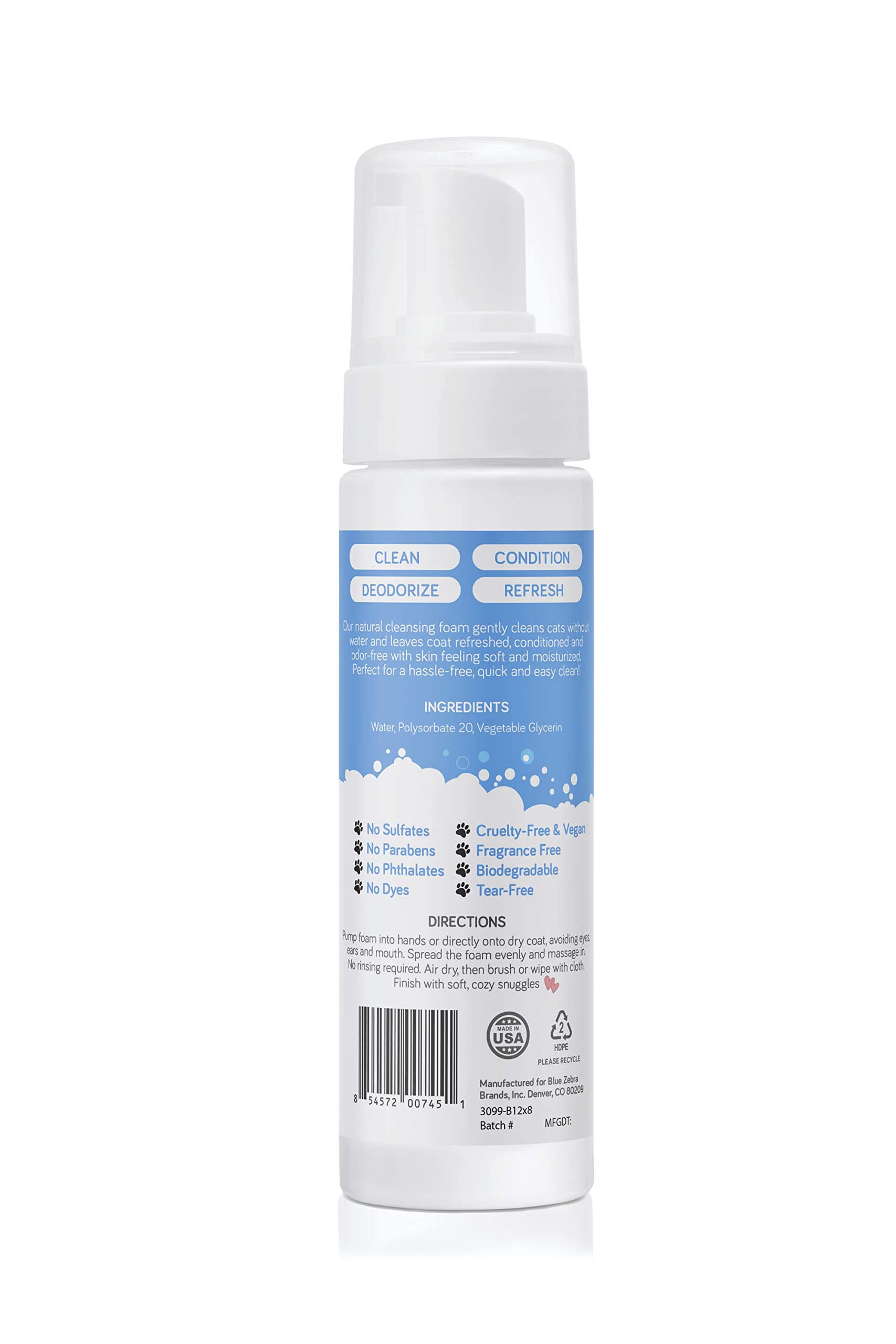 Mighty Meow waterless foam shampoo hand application demonstrates easy use.