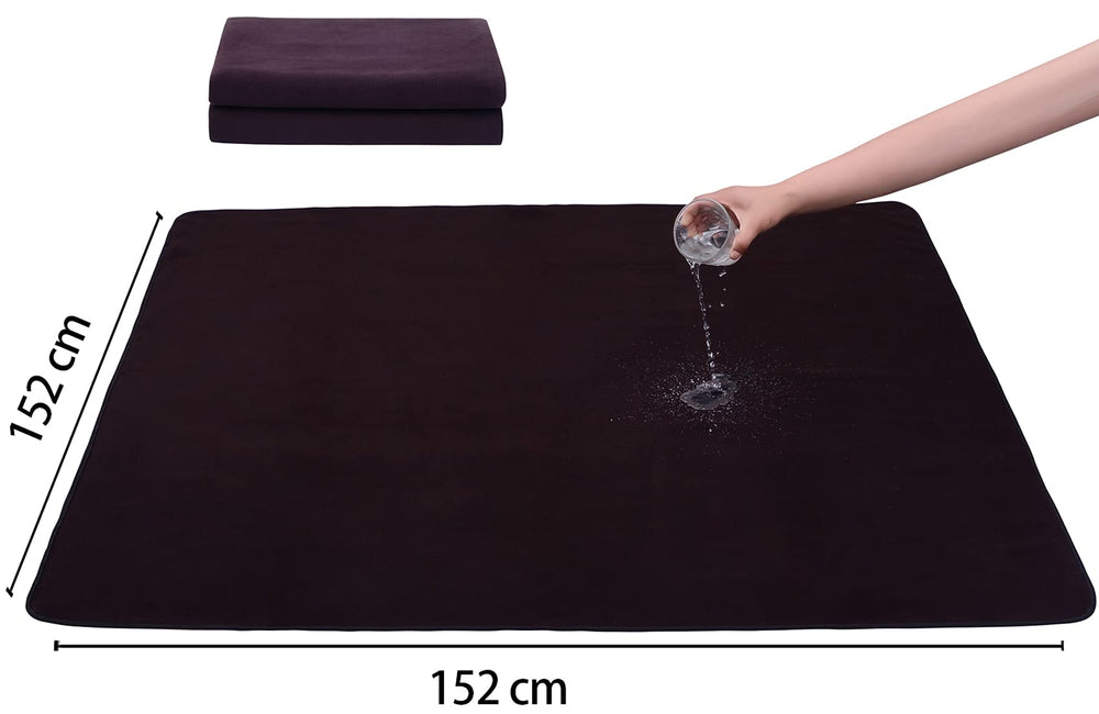MIIMER non-slip washable pad provides stable footing for pets.