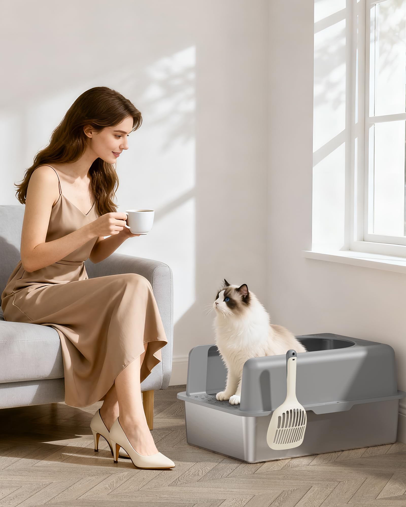 MLIKLU included scoop simplifies litter maintenance.