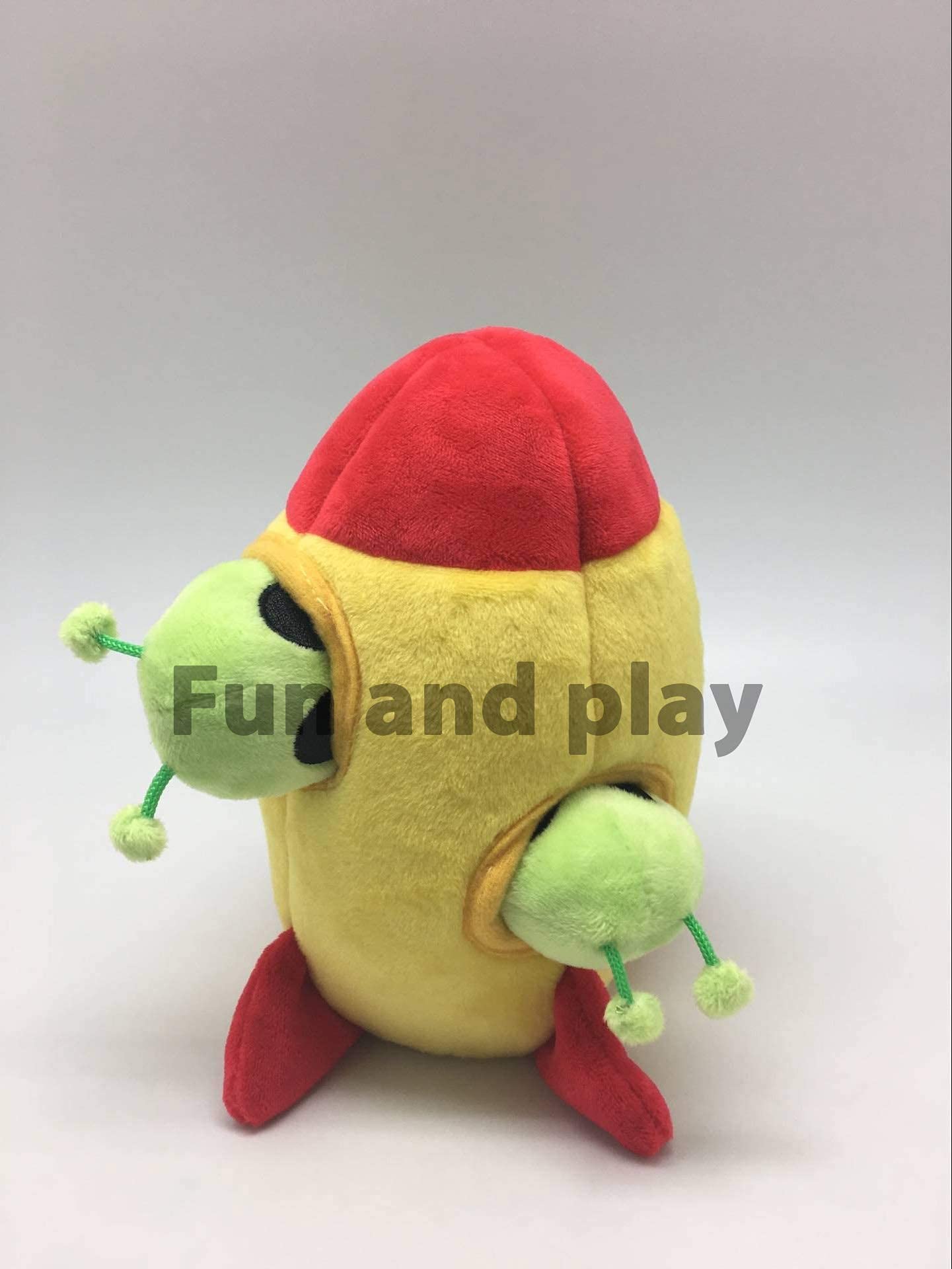 MODERN WAVE squeaky aliens close-up highlights premium round squeaker for interactive fun.