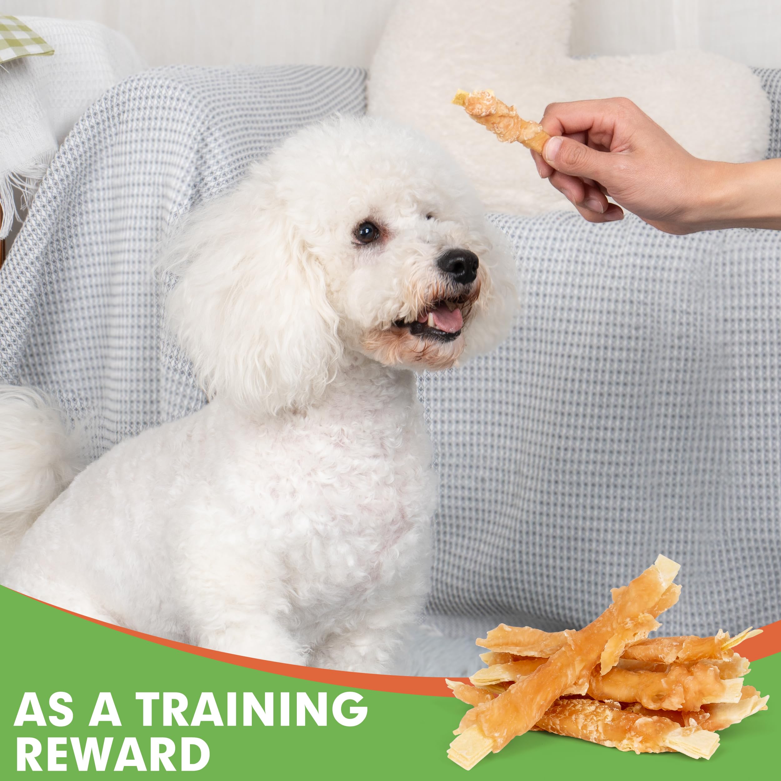 MON2SUN resealable pouch keeps treats fresh and odors contained.