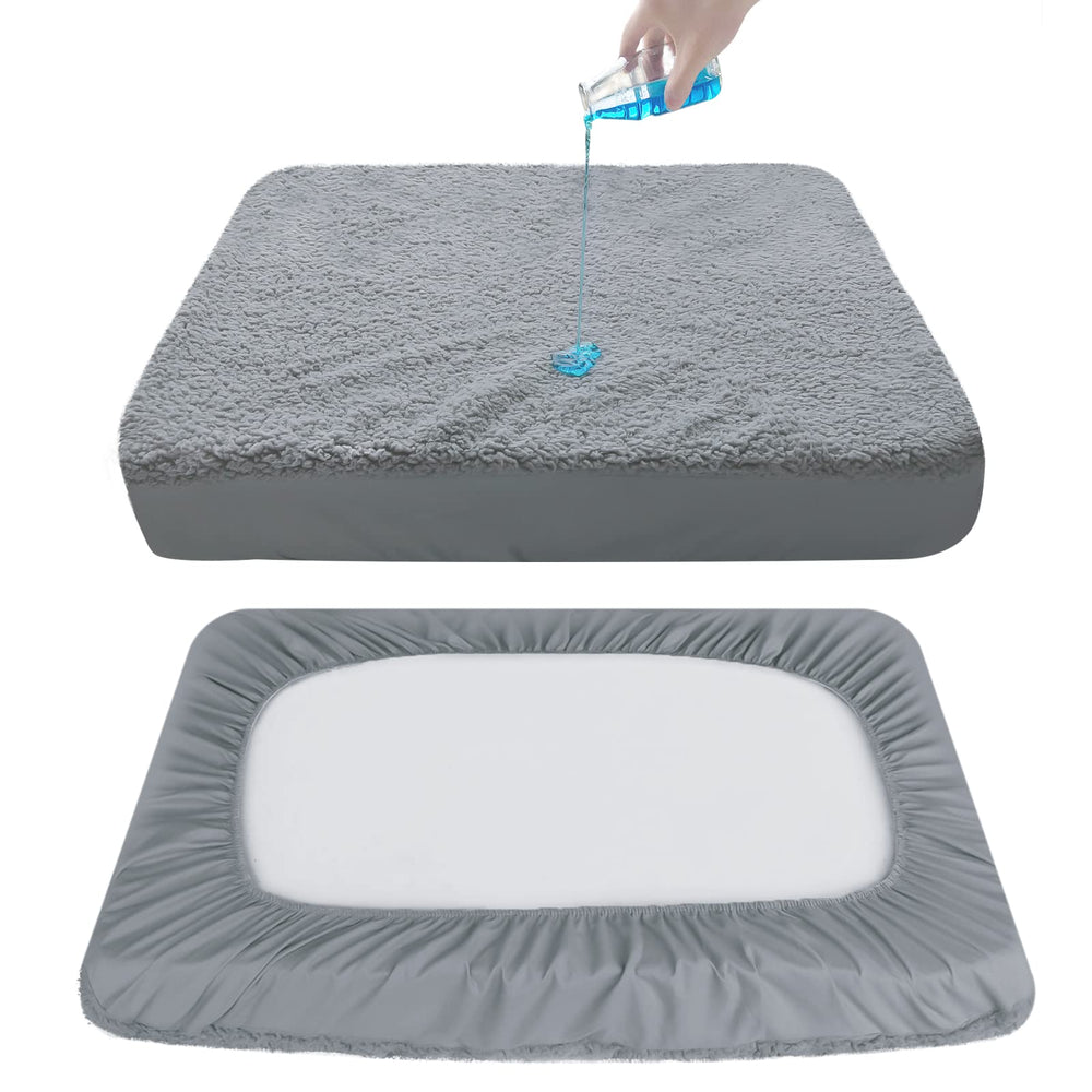 Moonsea elastic-fit cover hugs the bed for a snug, secure fit.