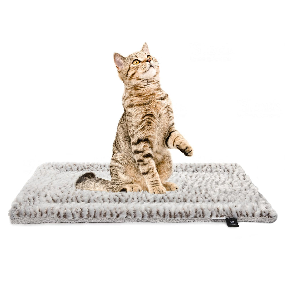 Mora Pets self-heating cat pad 22x17 for cozy indoor naps, warmth on demand
